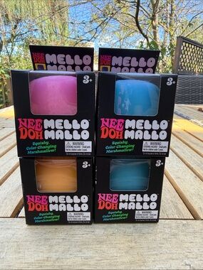 Needoh Mello Mallo Color-Changing Marshmallow Toy - Pink, Blue, Orange, lot of 4